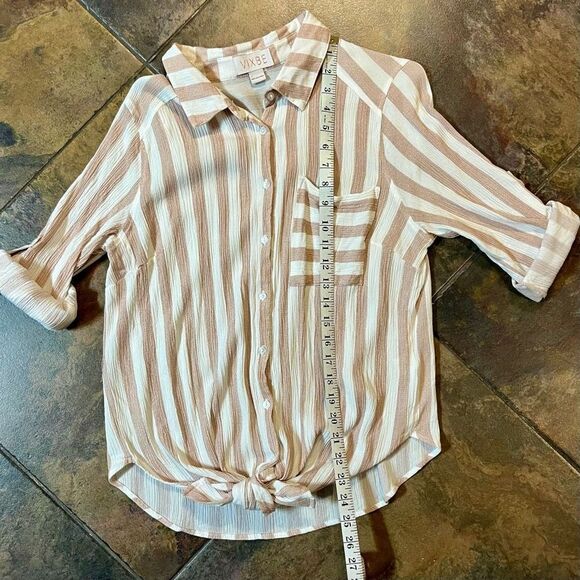 Vixbe Stripped Button Up Top Tie Bottom Size Large - Picture 8 of 12